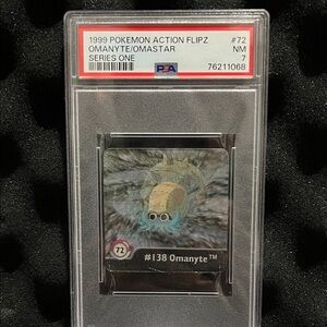 Pokemon Action Flipz Card - Omanyte/Omastar - Blue and Gray